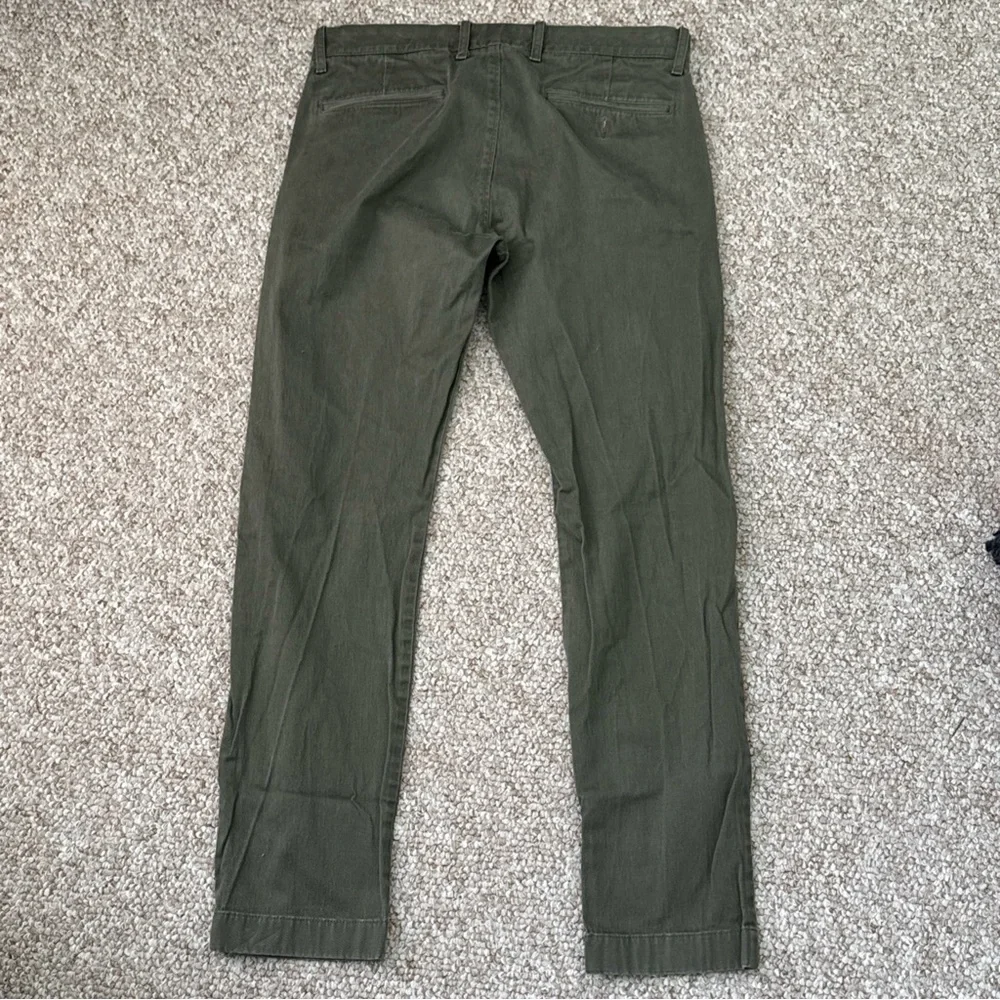 J. Crew Men's Olive Green Stretch Chino Pants 30x27.5